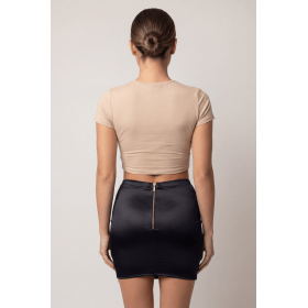 Jupe courte noire Elena fendue avec chaînettes – Collection Be Lily
