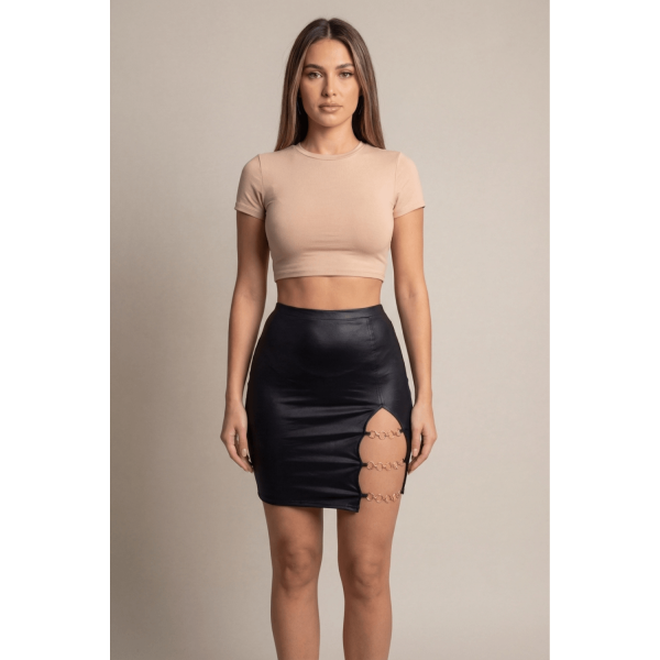 Jupe courte noire Elena fendue avec chaînettes – Collection Be Lily