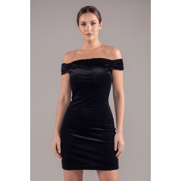 Robe velours noir Giulia – Épaules dénudées & coupe courte élégante