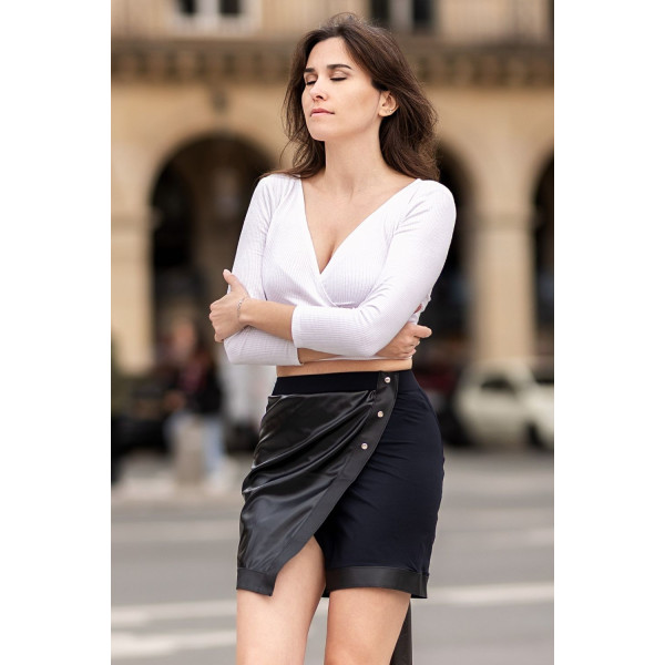 Jupe courte simili cuir noire porte-feuille – Be Lily