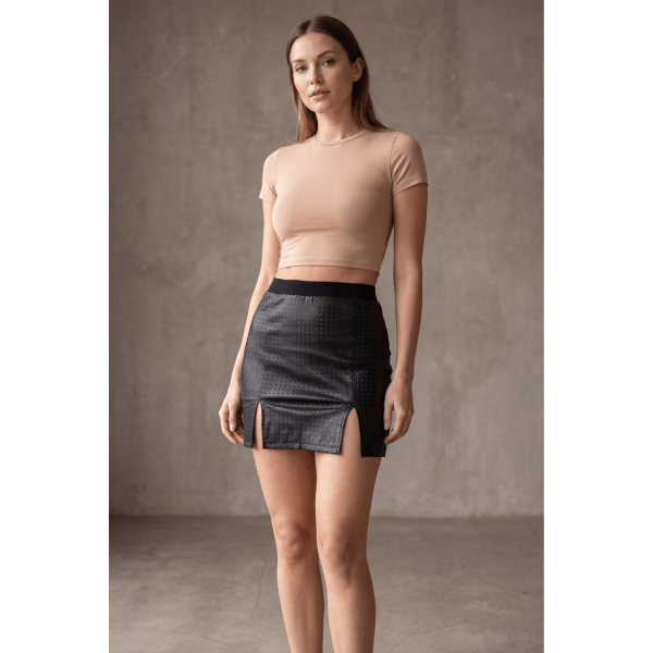 Jupe Courte Noire Stella en Simili Cuir – Collection Be Lily