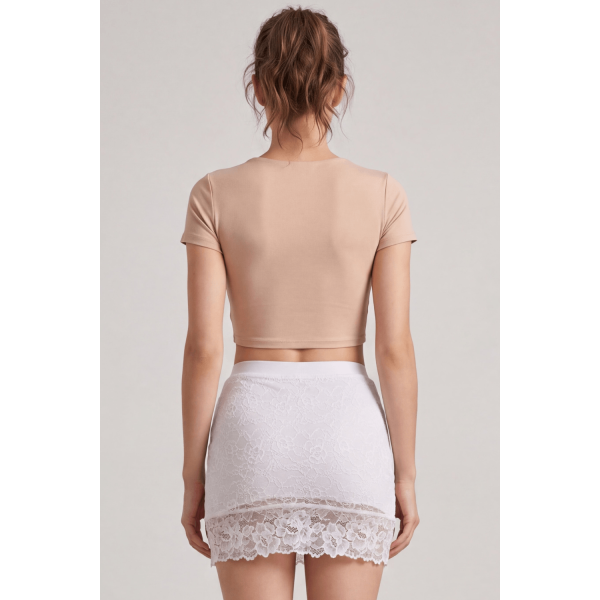 Jupe courte blanche avec jupon en dentelle florale - Camélia