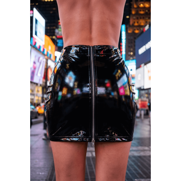 Jupe noire en simili cuir avec zip Lara